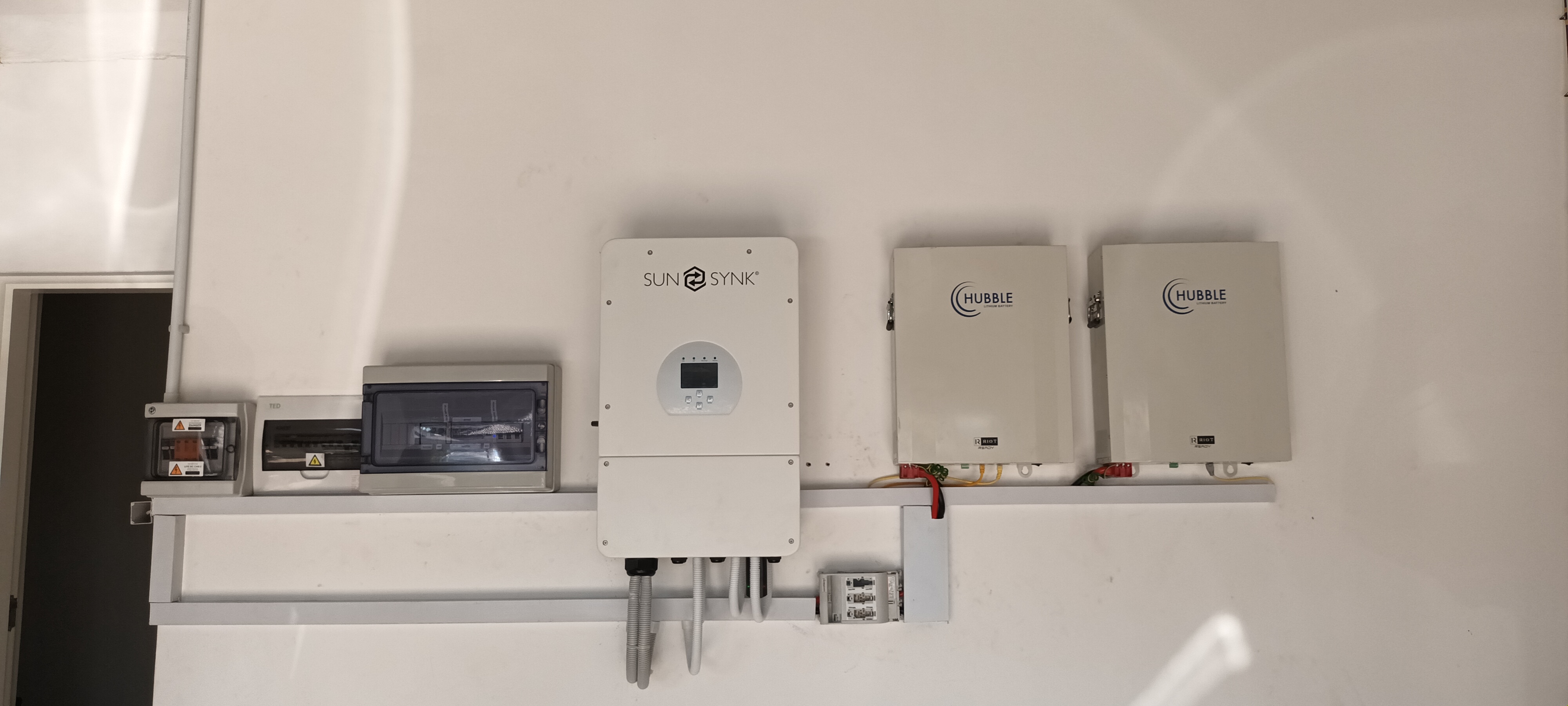 DAT Electrical and Solar job photo